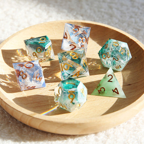 Dragon Eye Resin Sharp-Edged Dice - Multi-Faceted Rune Dice with Flowing Sand